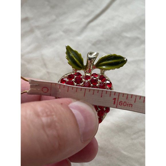 Vintage Green Glaze Red Encrusted Rhinestone Gold Tone Apple Shaped Pin/Brooch - Picture 8 of 11